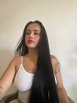 Snapshot of AbbyMillerrr chatting on 05.06.26 AbbyMillerrr online show from 05.06.26