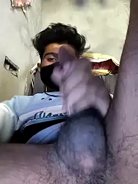 Snapshot of Yasha_14C_Creator chatting on 01.10.25 Yasha 14C Creator online show from 01.10.25