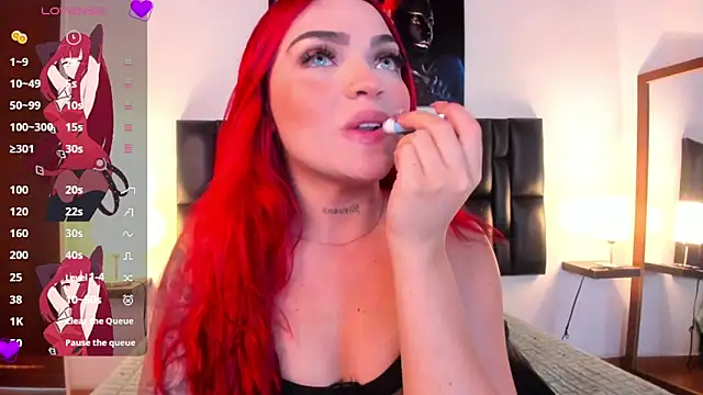 Snapshot of NicoleRouss chatting on 01.23.25 NicoleRouss online show from 01.23.25