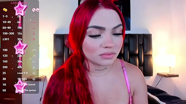 Snapshot of NicoleRouss chatting on 01.29.25 NicoleRouss online show from 01.29.25