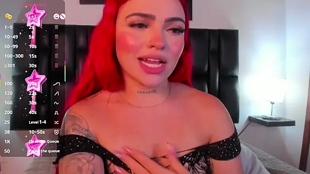 Snapshot of NicoleRouss chatting on 02.04.25 NicoleRouss online show from 02.04.25