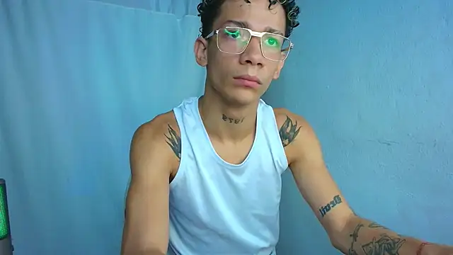 Snapshot of mateodeamjo chatting on 04.23.26 mateodeamjo online show from 04.23.26