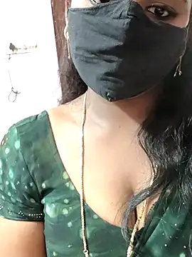 louise92 online show from 02.18.25