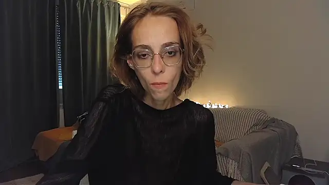 Snapshot of amber_quell_here chatting on 05.29.26 amber quell here online show from 05.29.26