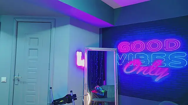 AriaVoss online show from 01.13.25