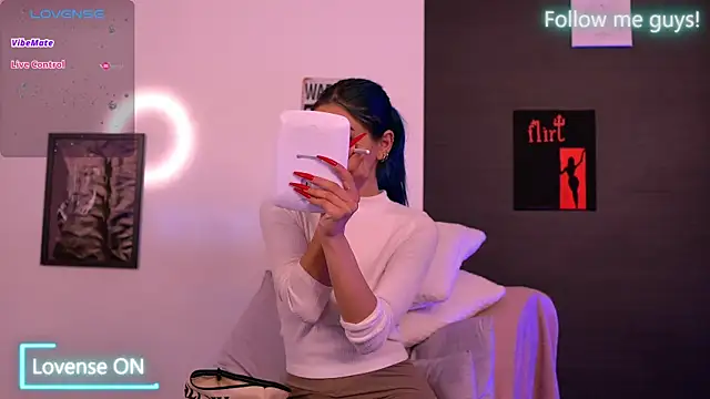 AriaVoss online show from 09.19.25