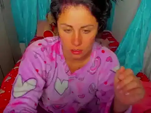 Snapshot of Dana_Jeins chatting on 01.22.25 Dana Jeins online show from 01.22.25