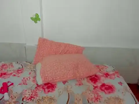 Snapshot of Dana_Jeins chatting on 02.15.25 Dana Jeins online show from 02.15.25