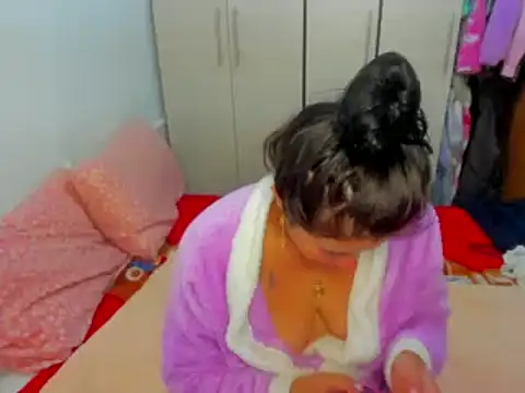 Snapshot of Dana_Jeins chatting on 03.01.25 Dana Jeins online show from 03.01.25