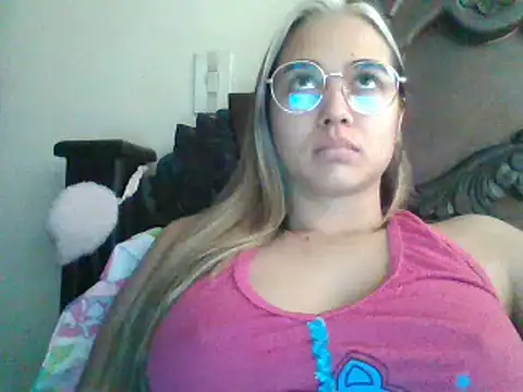 trianabell online show from 01.24.25