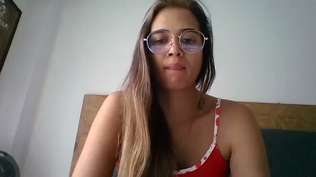 trianabell online show from 12.02.25