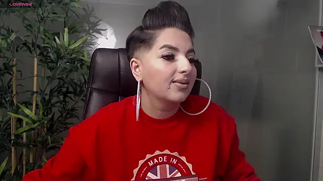 BustyAllyy online show from 02.17.25