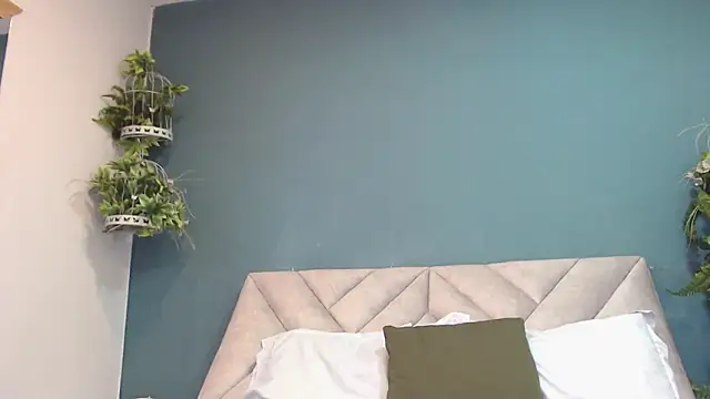 SharisWillian online show from 12.20.25