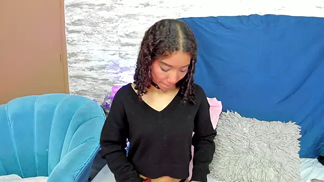 Snapshot of nya_ah chatting on 12.19.24 nya ah online show from 12.19.24