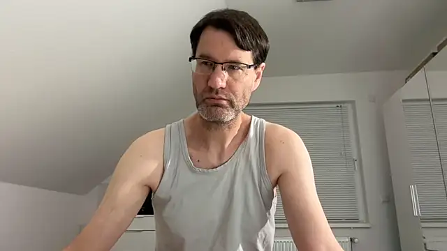 Snapshot of zxzx_cam1 chatting on 05.12.26 zxzx cam1 online show from 05.12.26