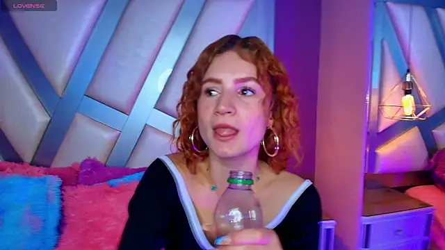 AdelaineBest online show from 12.20.25