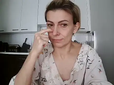 Snapshot of anechka1 chatting on 01.27.25 anechka1 online show from 01.27.25