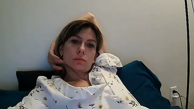 Snapshot of anechka1 chatting on 01.19.26 anechka1 online show from 01.19.26