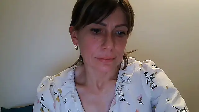 Snapshot of anechka1 chatting on 02.04.26 anechka1 online show from 02.04.26