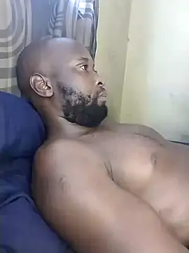 Snapshot of Stallion100 chatting on 01.08.25 Stallion100 online show from 01.08.25