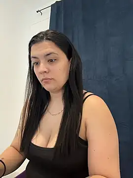 Snapshot of LuciaLoca chatting on 02.26.26 LuciaLoca online show from 02.26.26