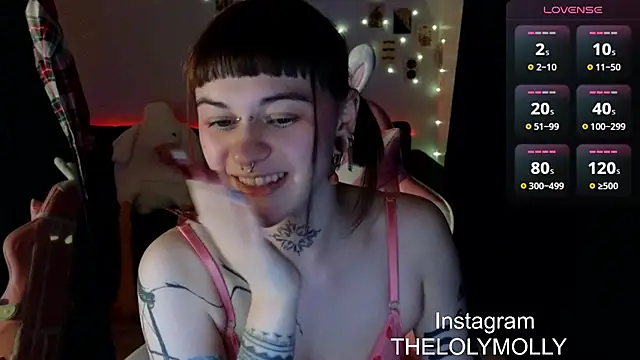 Snapshot of LolyMolli chatting on 01.10.25 LolyMolli online show from 01.10.25