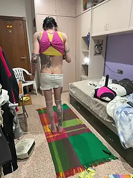 Snapshot of Kamaleonix chatting on 02.08.25 Kamaleonix online show from 02.08.25