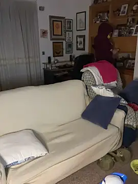 Snapshot of Kamaleonix chatting on 03.22.25 Kamaleonix online show from 03.22.25