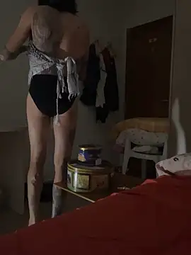 Snapshot of Kamaleonix chatting on 09.20.25 Kamaleonix online show from 09.20.25