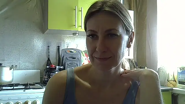 Snapshot of AshleyXHoney chatting on 03.19.26 AshleyXHoney online show from 03.19.26