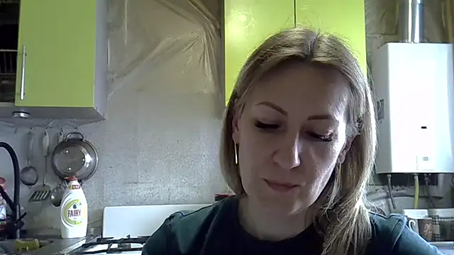 Snapshot of AshleyXHoney chatting on 03.27.26 AshleyXHoney online show from 03.27.26