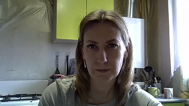 Snapshot of AshleyXHoney chatting on 04.20.26 AshleyXHoney online show from 04.20.26