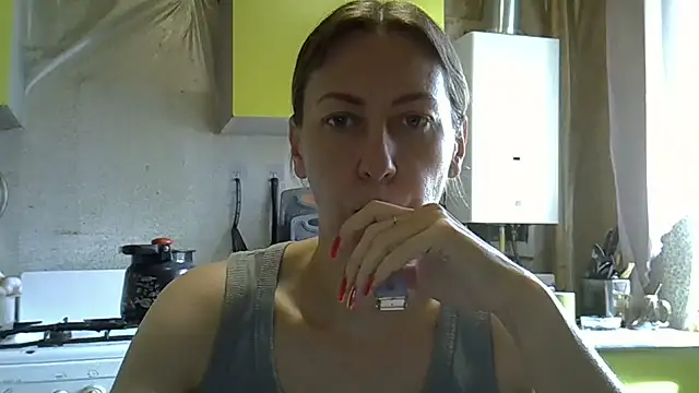 Snapshot of AshleyXHoney chatting on 06.28.26 AshleyXHoney online show from 06.28.26