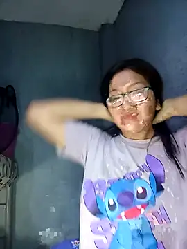 Snapshot of ladygmusic chatting on 10.27.25 ladygmusic online show from 10.27.25