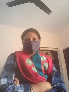 Snapshot of Sajal-03 chatting on 12.16.24 Sajal-03 online show from 12.16.24