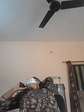 Snapshot of Sajal-03 chatting on 02.20.25 Sajal-03 online show from 02.20.25