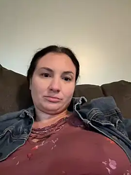 MilfyMrsRobinson online show from 02.05.25