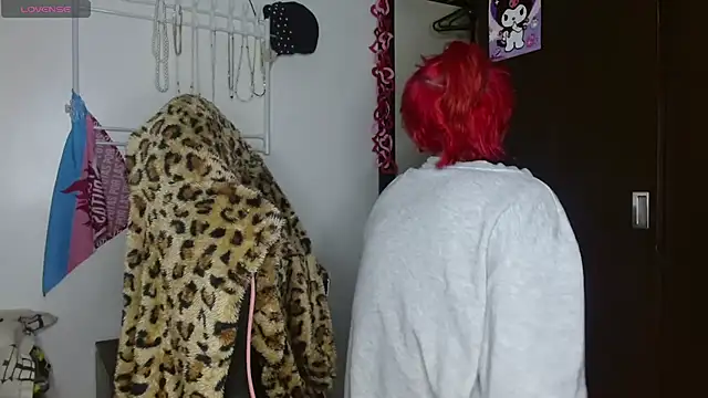 Snapshot of charlotbelucci_ chatting on 02.12.26 charlotbelucci online show from 02.12.26