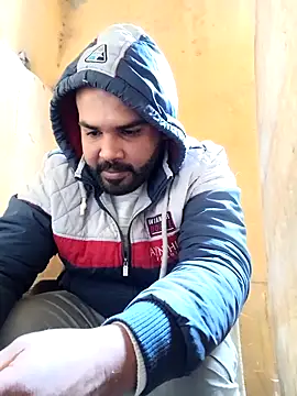 Snapshot of ListedLoin chatting on 02.11.25 ListedLoin online show from 02.11.25