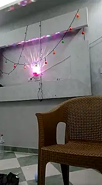 Snapshot of ListedLoin chatting on 03.18.25 ListedLoin online show from 03.18.25