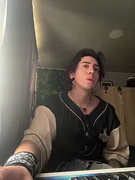 Snapshot of Yogurdebrownie69 chatting on 02.14.25 Yogurdebrownie69 online show from 02.14.25