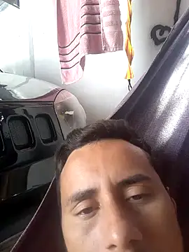 Snapshot of luissilva0071 chatting on 02.01.25 luissilva0071 online show from 02.01.25