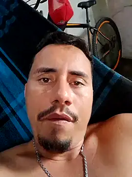Snapshot of luissilva0071 chatting on 03.10.25 luissilva0071 online show from 03.10.25
