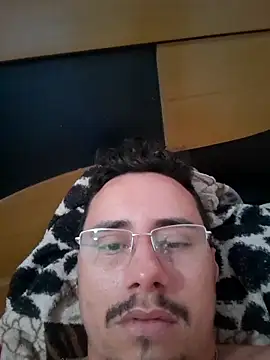 Snapshot of luissilva0071 chatting on 10.07.25 luissilva0071 online show from 10.07.25