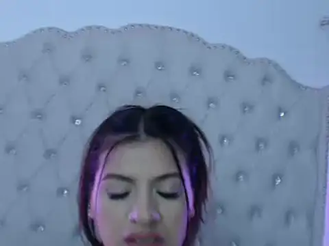 Abril Squirt online show from 02.15.25