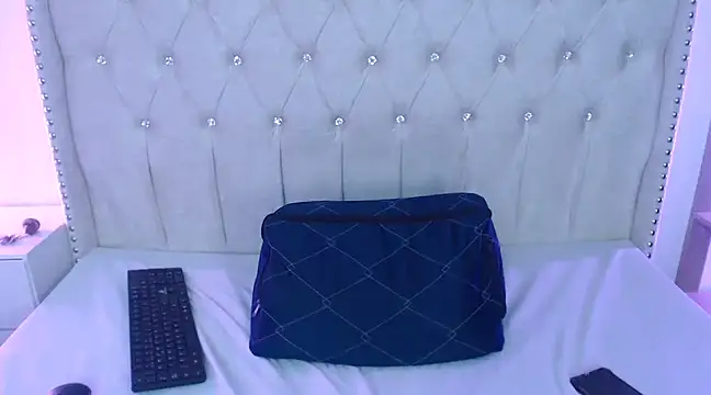 Abril Squirt online show from 03.02.25