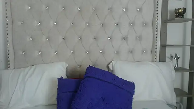 Snapshot of Abril_Squirt chatting on 07.02.26 Abril Squirt online show from 07.02.26