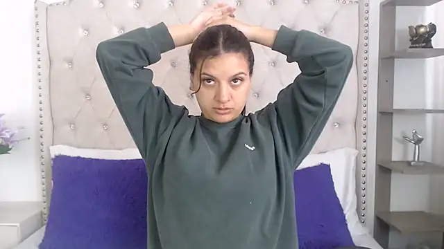 Snapshot of Abril_Squirt chatting on 07.12.26 Abril Squirt online show from 07.12.26
