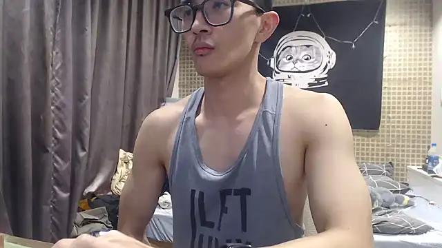 Snapshot of Stevenjt chatting on 04.12.26 Stevenjt online show from 04.12.26