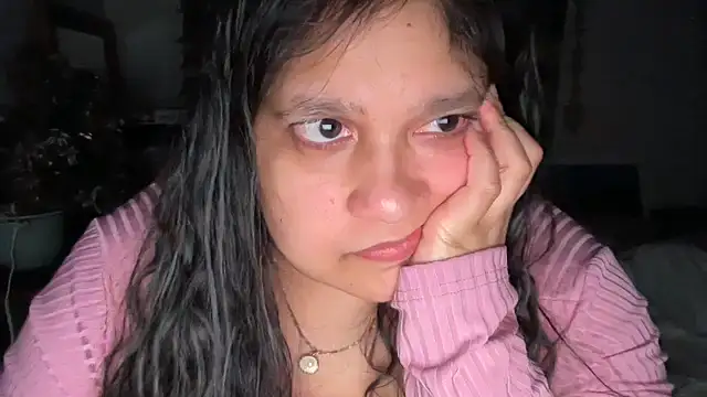 MelanieFawker online show from 10.17.25